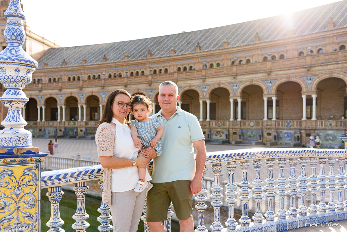 manufrias-fotografo-sesión-familia-parque-maria-luisa