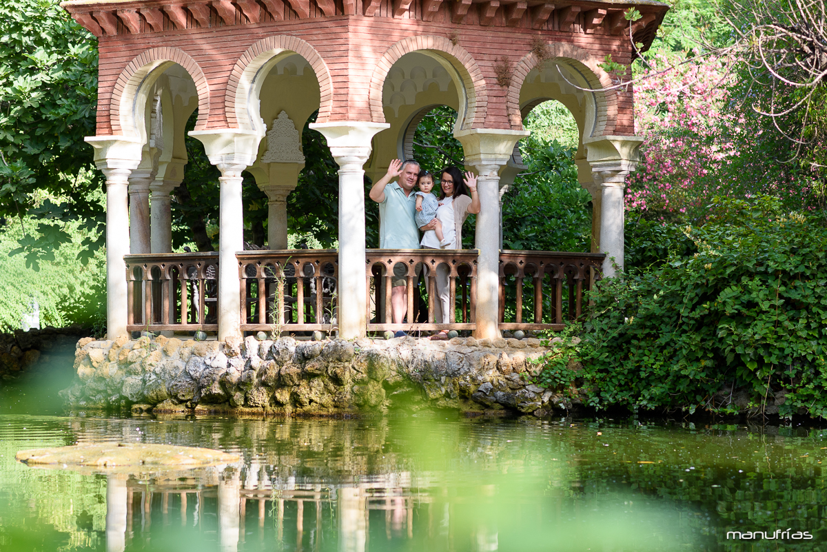 manufrias-fotografo-sesión-familia-parque-maria-luisa