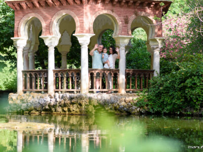 manufrias-fotografo-sesión-familia-parque-maria-luisa