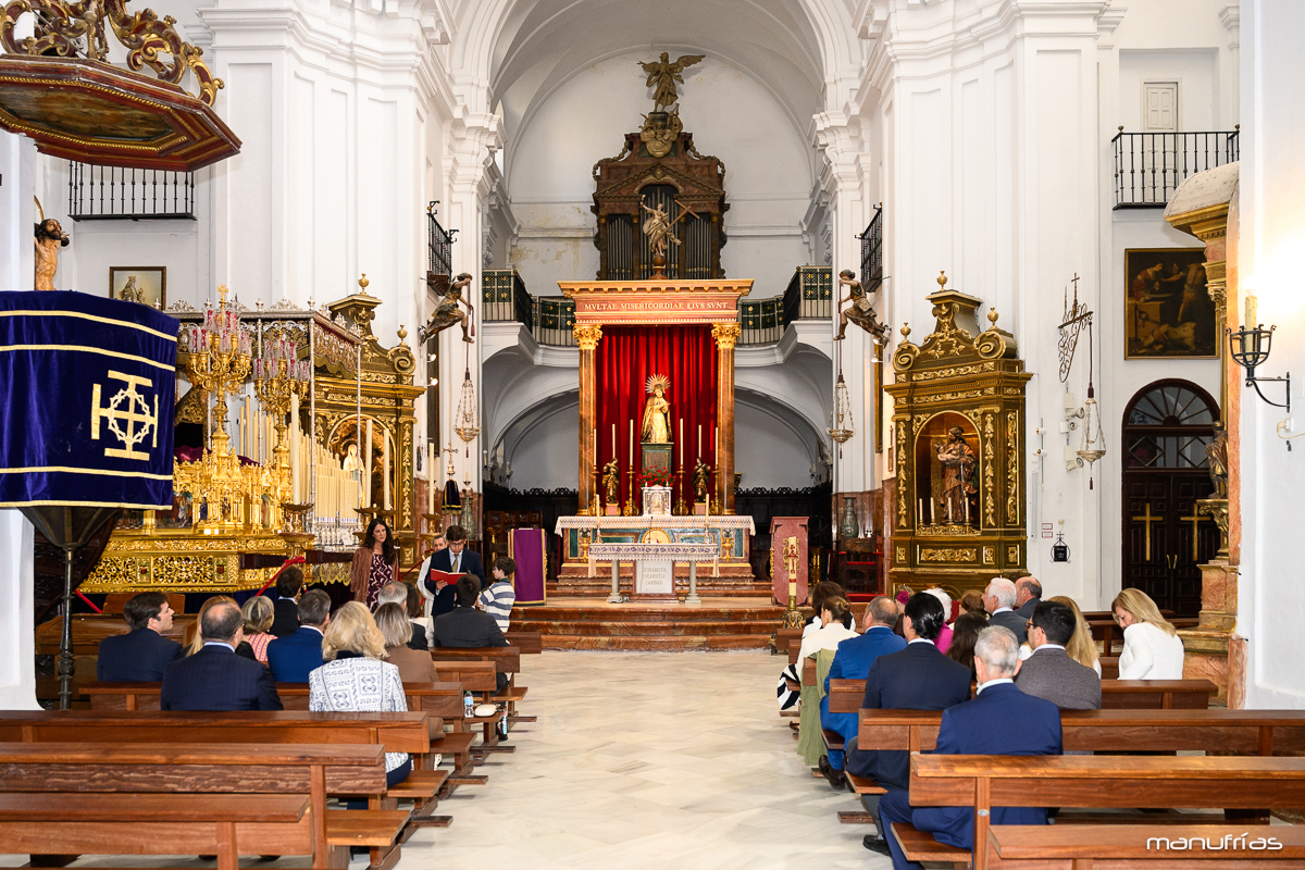 manufrias-fotografo-bautizo-parroquia-santa-cruz-sevilla