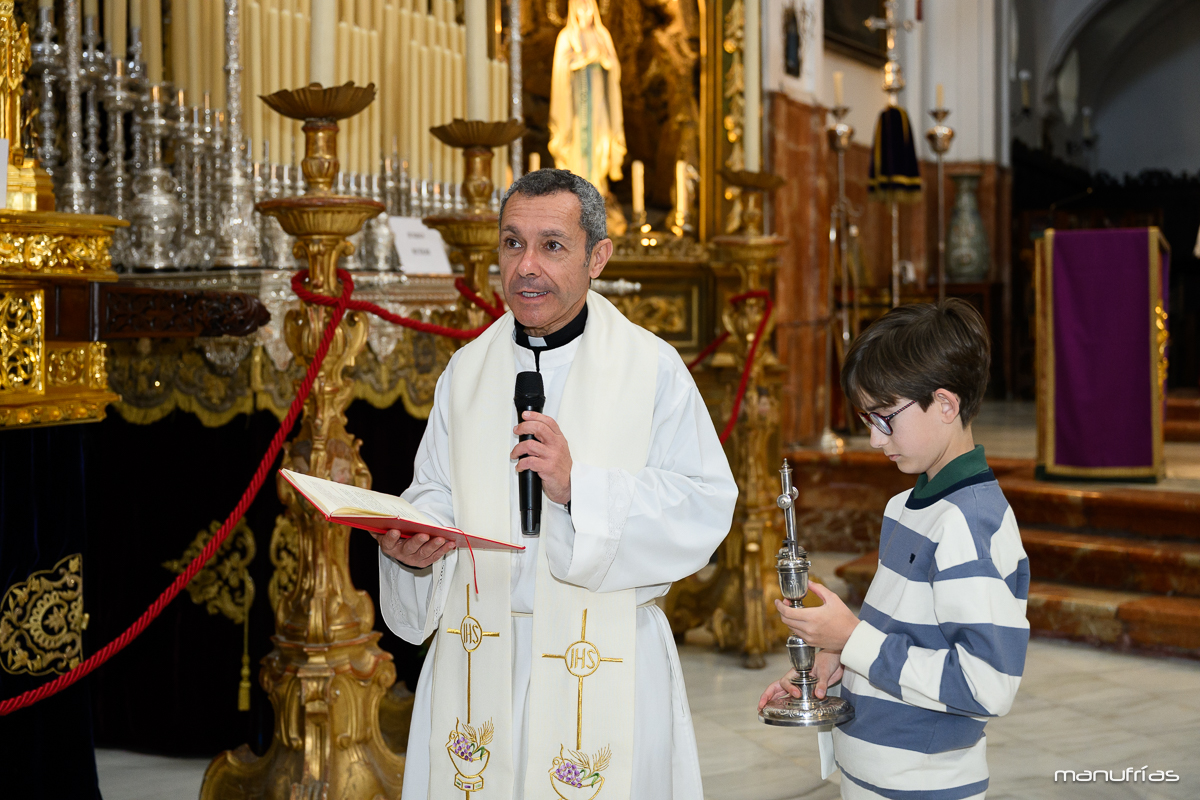 manufrias-fotografo-bautizo-parroquia-santa-cruz-sevilla